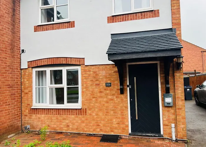 Tyburn Home, Birmingham With Free Parking